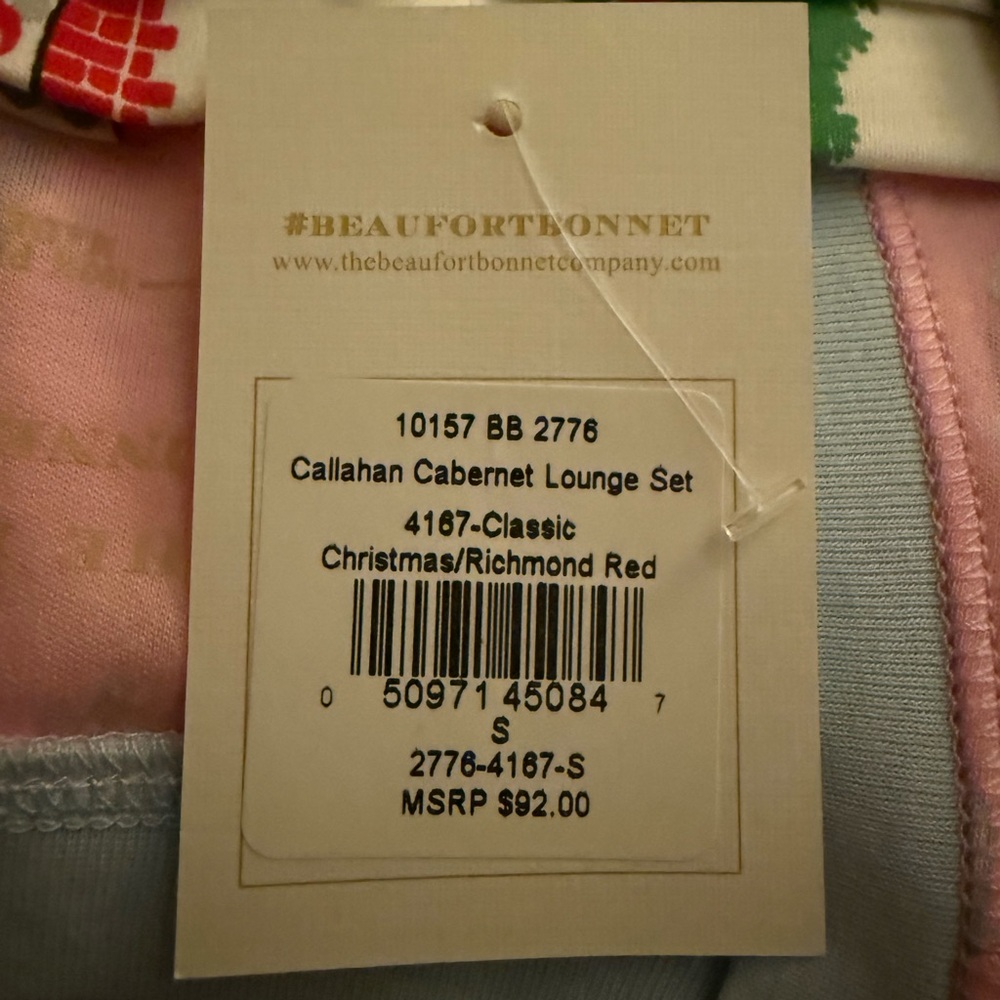 Beaufort Bonnet Woman’s Small Lounge Set - Picture 2 of 2